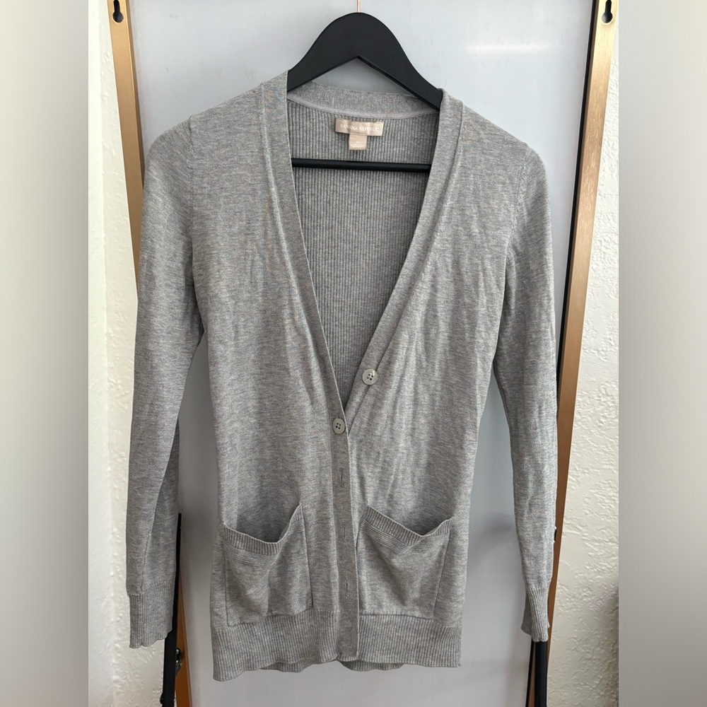 Banana Republic Sweater. Lightly worn.